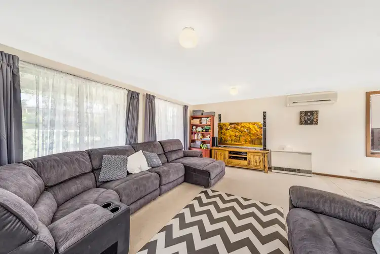 Second view of Homely house listing, 8 Komungla Crescent, Goulburn NSW 2580