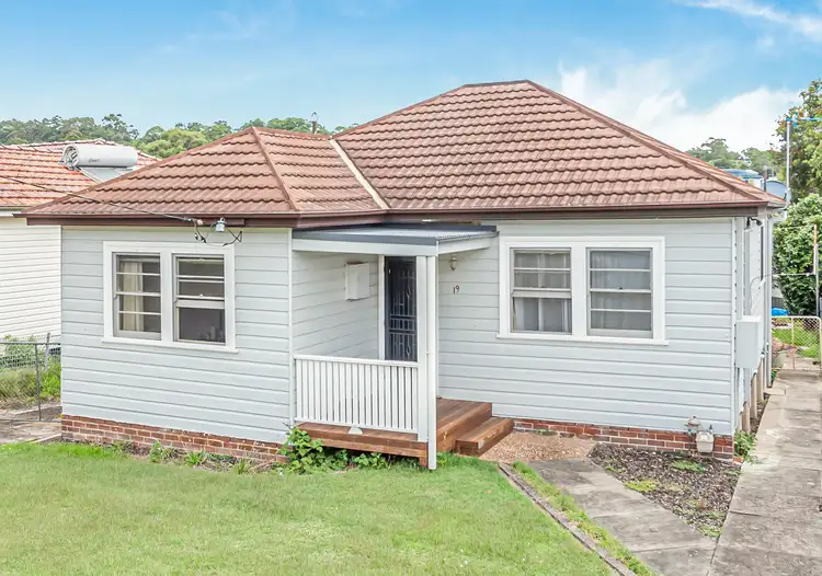 19 Delauret Square, Waratah West NSW 2298