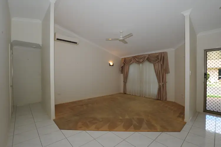 Fifth view of Homely unit listing, 2/48 Heaps Street..., Avenell Heights QLD 4670