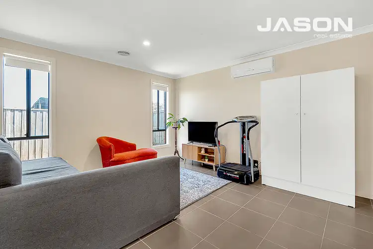 Sixth view of Homely house listing, 10 Straw Flower Circuit, Greenvale VIC 3059