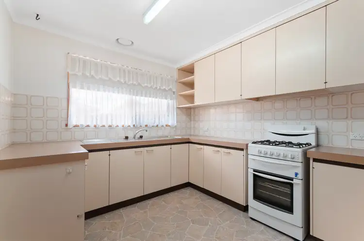 Third view of Homely unit listing, 5/14-16 Carter Street, Sale VIC 3850