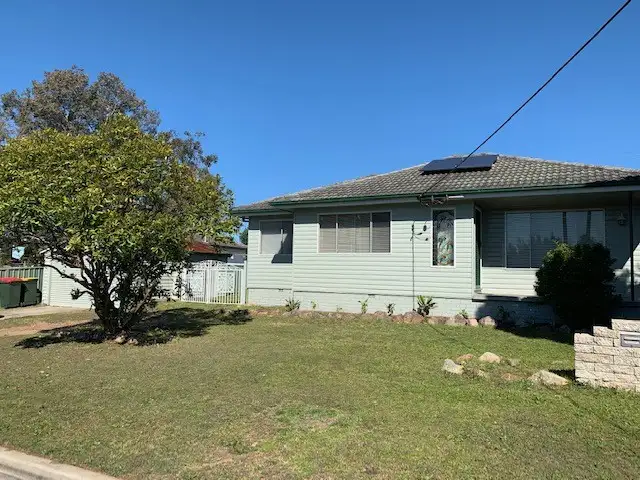 1 Curlew Crescent