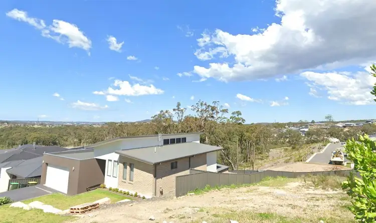 27 Preston Place, Cameron Park NSW 2285