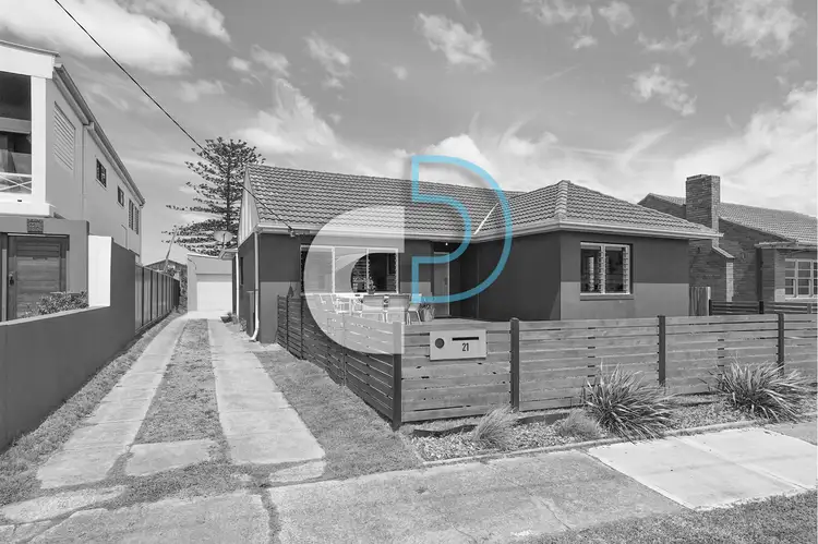 21 Stone Street, Stockton NSW 2295