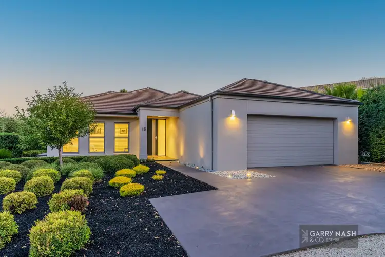 18 Billabong Drive