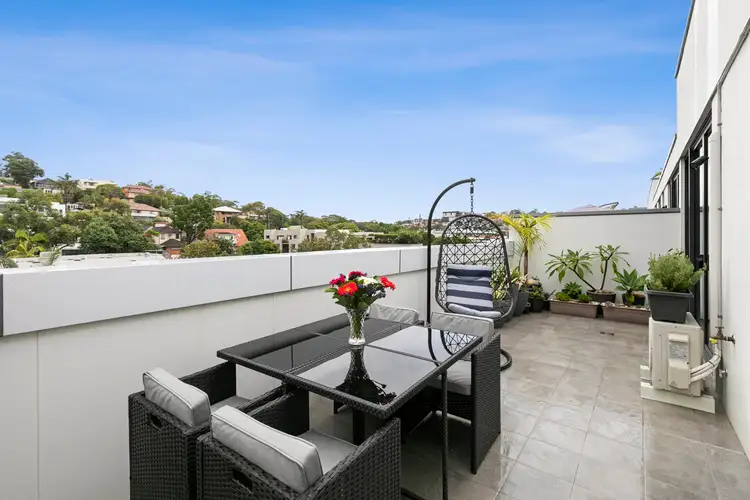 Third view of Homely unit listing, 402/16-22 Sturdee Parade, Dee Why NSW 2099