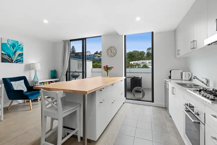 Fifth view of Homely unit listing, 402/16-22 Sturdee Parade, Dee Why NSW 2099