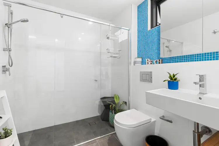 Sixth view of Homely unit listing, 402/16-22 Sturdee Parade, Dee Why NSW 2099