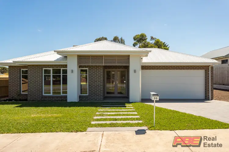30 Peverill Crescent, Wonthaggi VIC 3995