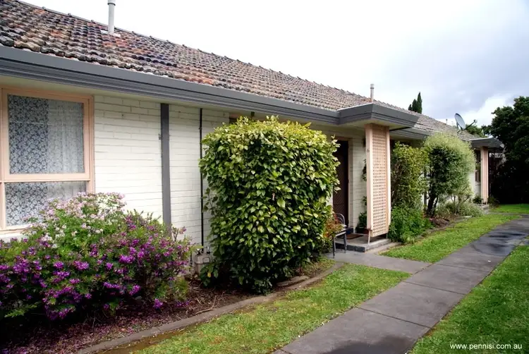 6/37 Grice Crescent, Essendon VIC 3040