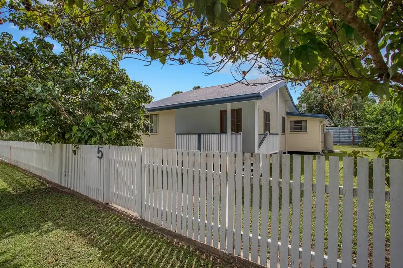 Main view of Homely house listing, 5 Peoples Street, Finch Hatton QLD 4756