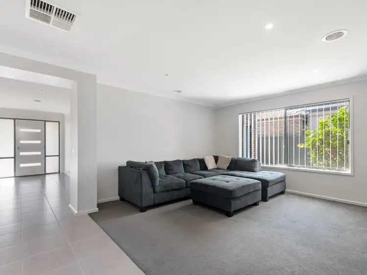 Sixth view of Homely house listing, 8 Speechley Court, Sale VIC 3850