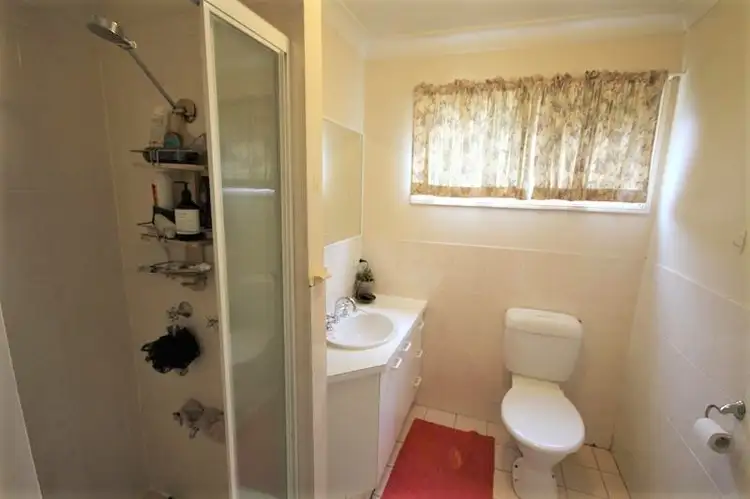 Sixth view of Homely unit listing, 8/38 Short Street, Stanthorpe QLD 4380