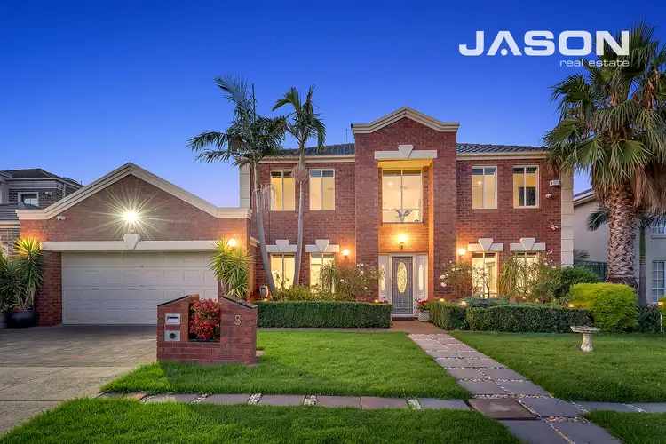 8 MacMillan Avenue, Greenvale VIC 3059