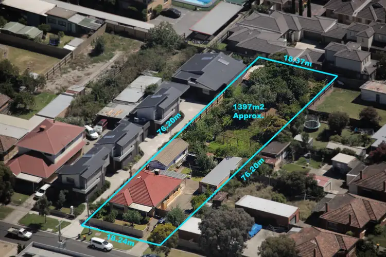 2 Essex Street, Pascoe Vale VIC 3044