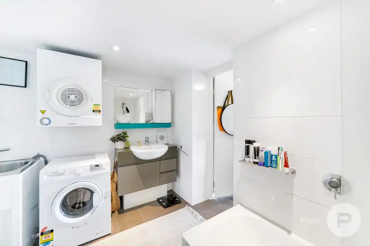 Fifth view of Homely apartment listing, 30/10 Dowse Street, Paddington QLD 4064