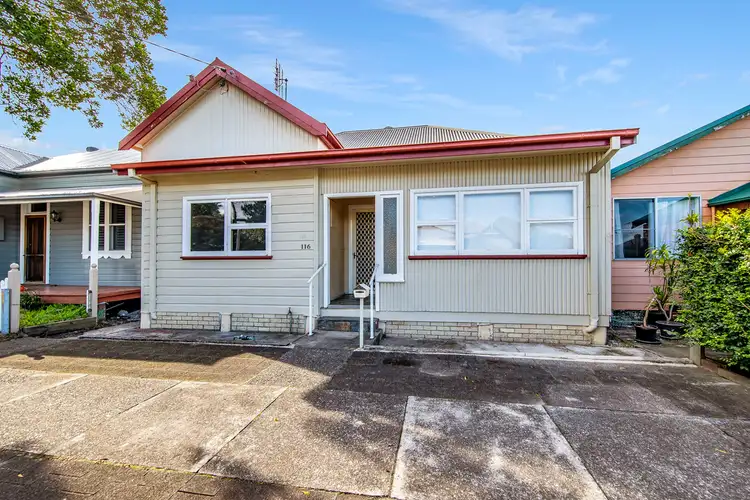 116 Cleary Street, Hamilton NSW 2303