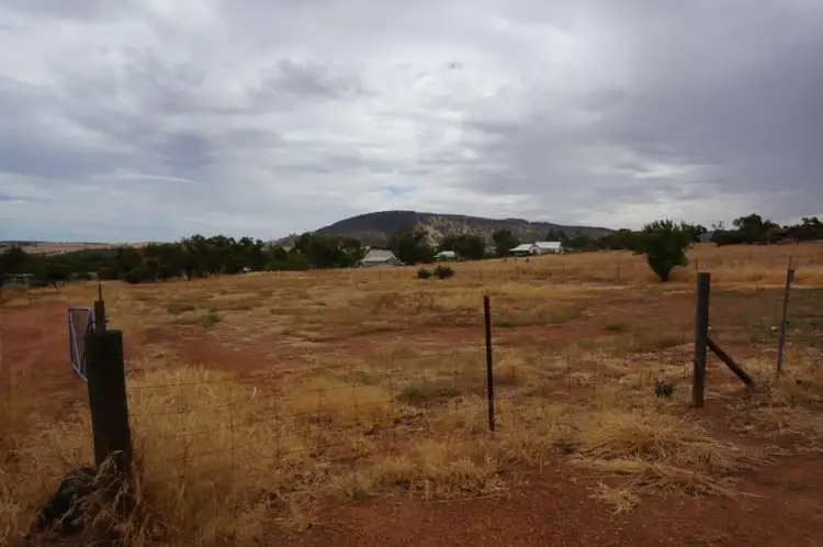 13 Northam Road, York WA 6302