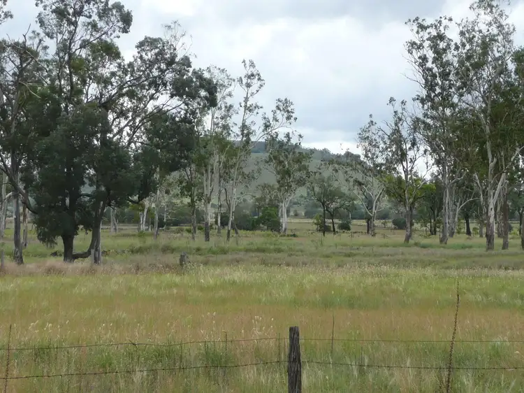LOT 102 & 103, 4 & 6 MAIN STREET, Coalstoun Lakes QLD 4621