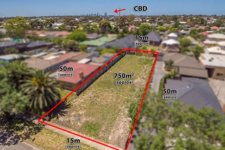 14 Blenheim Road, Newport VIC 3015