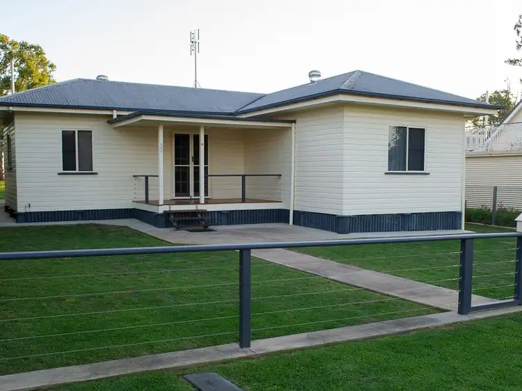 32 Albert Street, Warwick QLD 4370