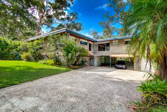 25 Robin Avenue, South Turramurra NSW 2074