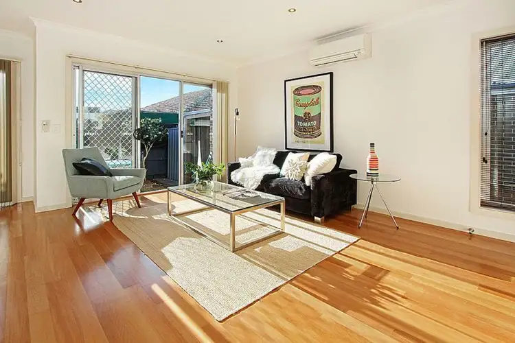 Sixth view of Homely unit listing, 2/19 Nicholson Avenue, Reservoir VIC 3073