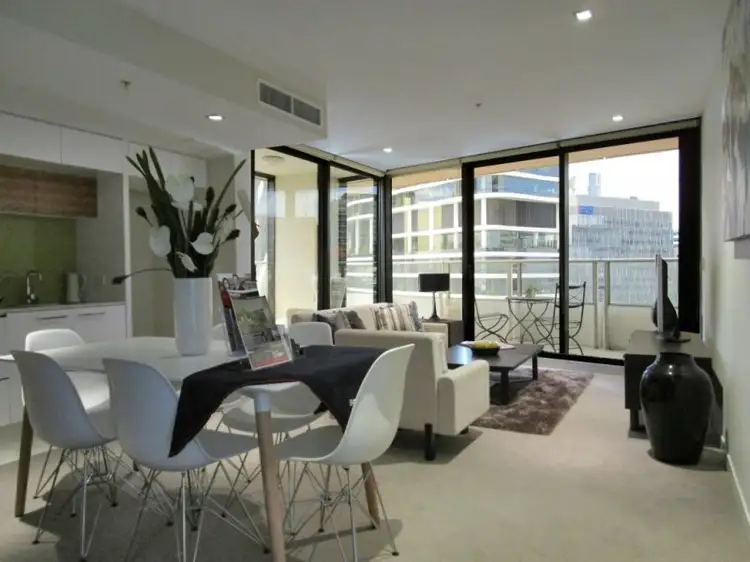 1513/100 Harbour Esplanade, Docklands VIC 3008