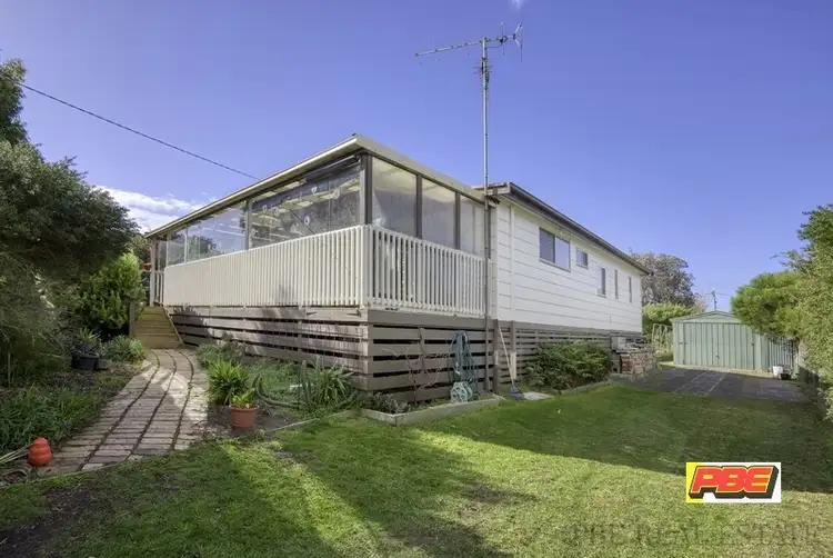 6 ALBERT AVENUE, Venus Bay VIC 3956