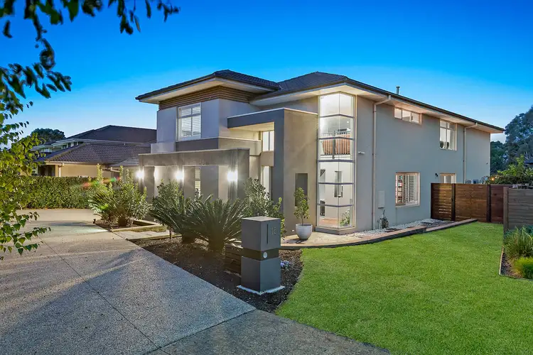 15 Leichhardt Court, Sandhurst VIC 3977