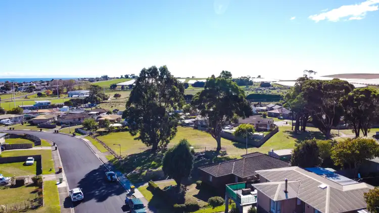 Fifth view of Homely house listing, 39 Loanne Avenue, East Devonport TAS 7310