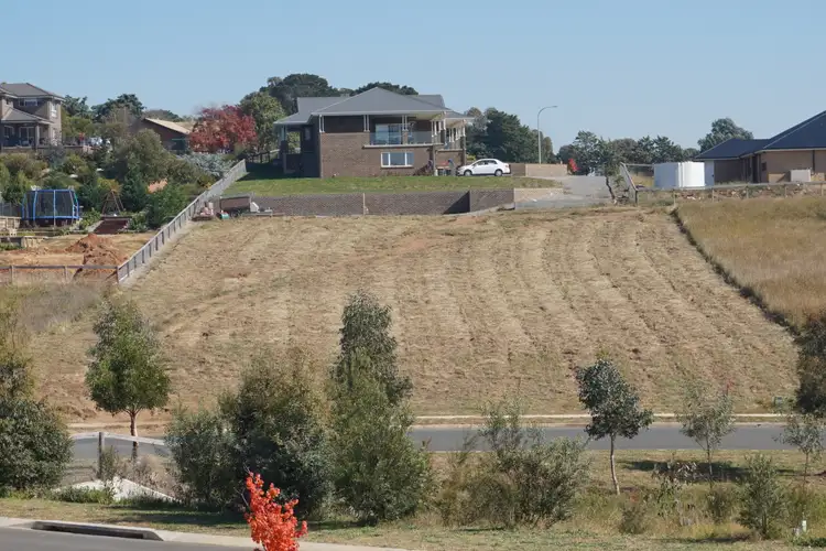35 Sanctuary Drive, Goulburn NSW 2580
