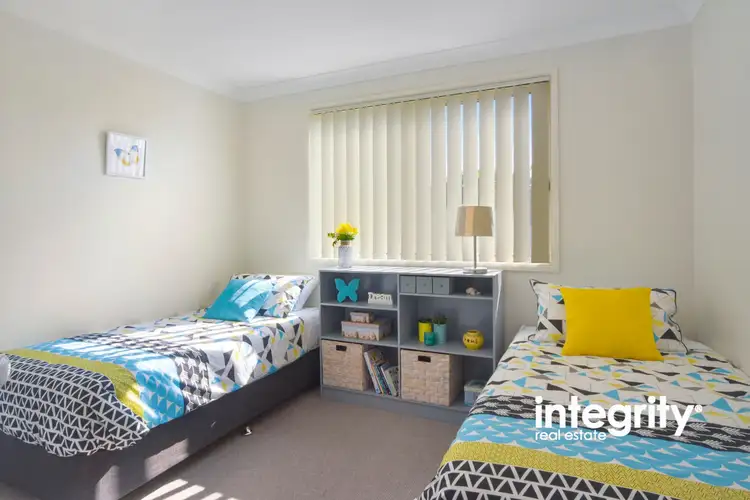 Sixth view of Homely house listing, 8 Emerald Drive, Meroo Meadow NSW 2540
