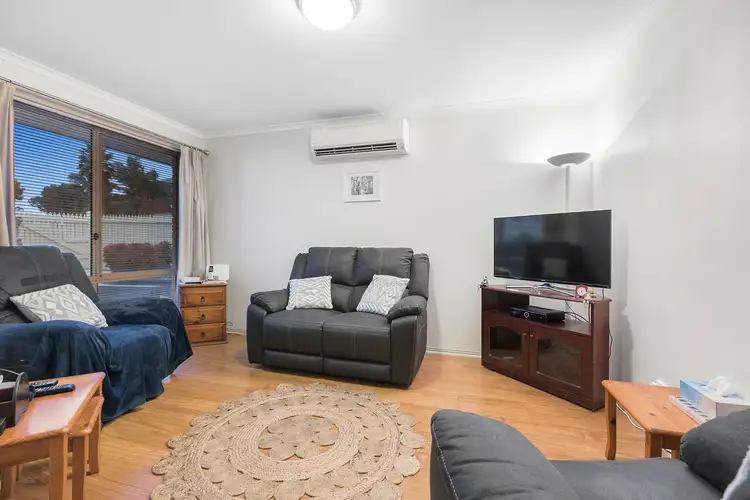 Second view of Homely house listing, 3 Marriott Crescent, Skye VIC 3977
