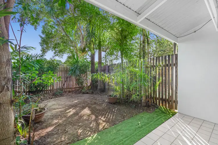 4/5 Charlotte Close, Woree QLD 4868