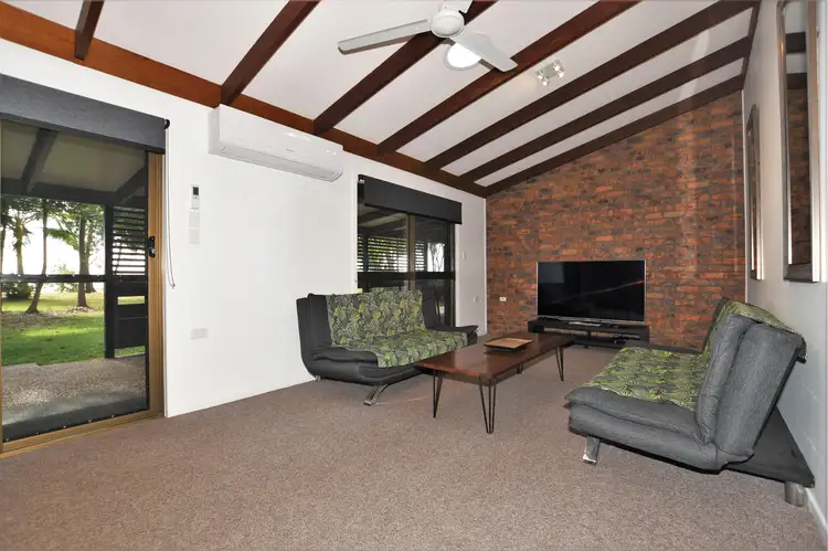 Seventh view of Homely house listing, 15 PANGOLA STREET..., Winfield QLD 4670