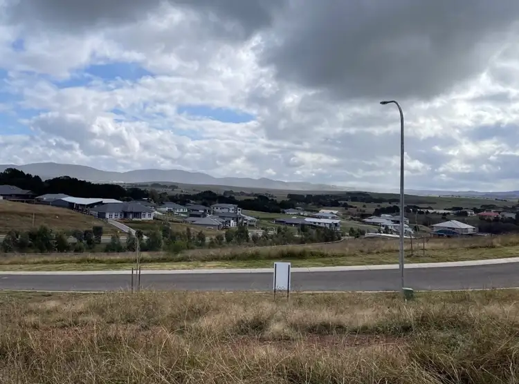 LOT 305 Snowgums Drive, Goulburn NSW 2580