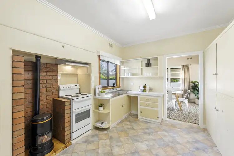 Second view of Homely house listing, 7 Inglis Court, Colac VIC 3250