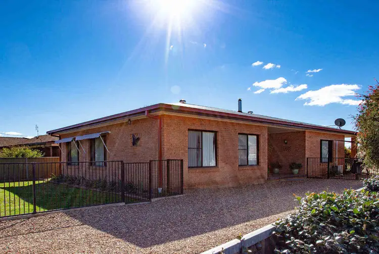 66 Montefiores Street, Wellington NSW 2820