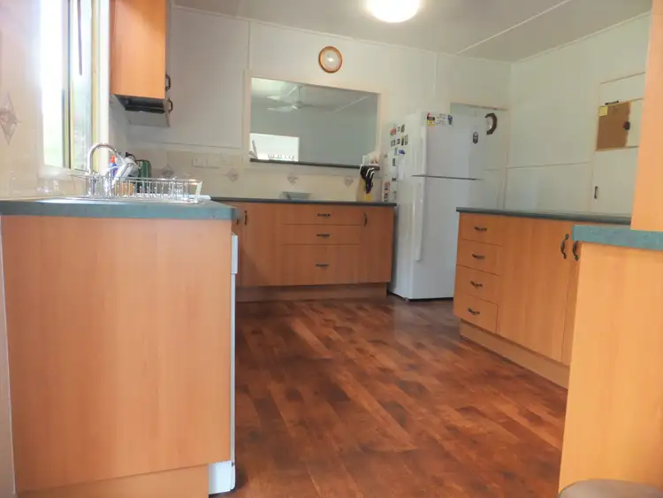 Sixth view of Homely house listing, 9 MURRAY STREET, Childers QLD 4660