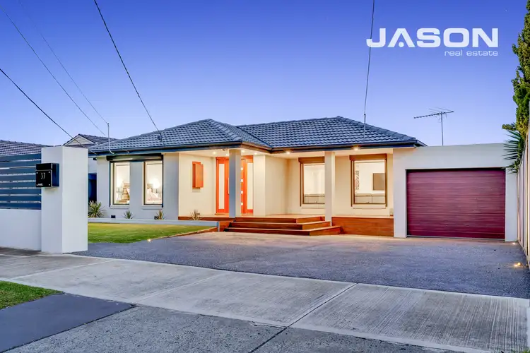 37 Shawlands Drive, Tullamarine VIC 3043