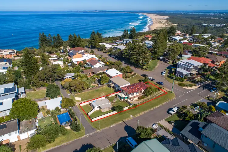 Fifth view of Homely house listing, 1 Kerle Street, Redhead NSW 2290