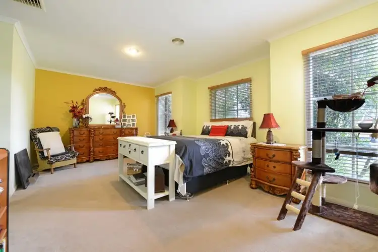 Seventh view of Homely house listing, 4 Mulga Place, Carrum Downs VIC 3201