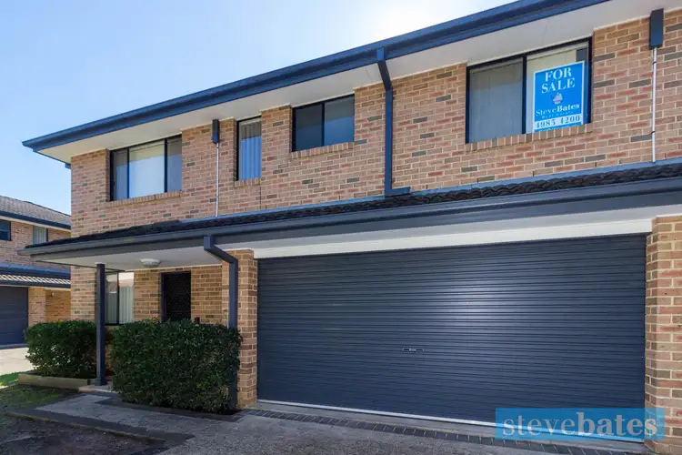 Main view of Homely townhouse listing, 2/33 Oak Circuit, Raymond Terrace NSW 2324