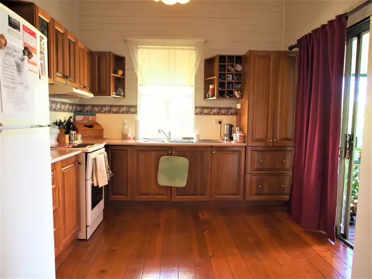 Sixth view of Homely house listing, 10 DOOLBI ACCESS ROAD, Childers QLD 4660