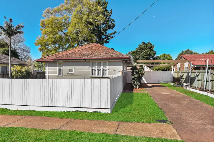 12a Goodwood Street, Newtown QLD 4350
