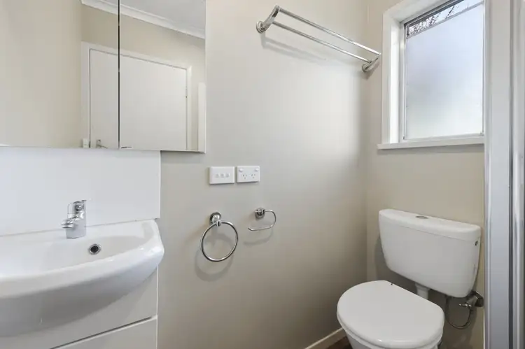 Fifth view of Homely unit listing, 1-4/5 Pitt Street, Colac VIC 3250