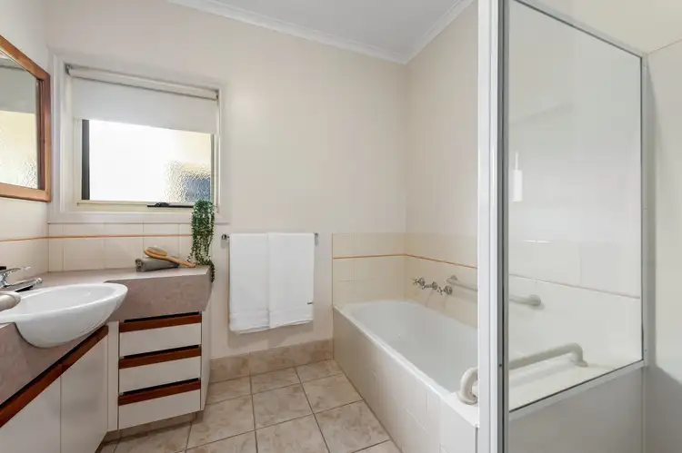 Fifth view of Homely unit listing, 2/33 Skene Street, Colac VIC 3250