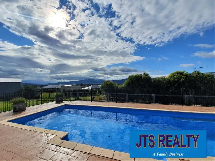 Main view of Homely house listing, 10 Kingfisher Crescent, Scone NSW 2337
