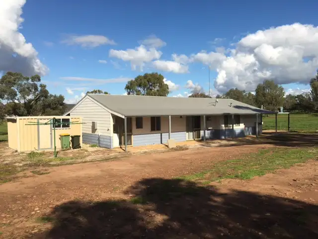 Second view of Homely house listing, 21 PRUNSTER ROAD, York WA 6302